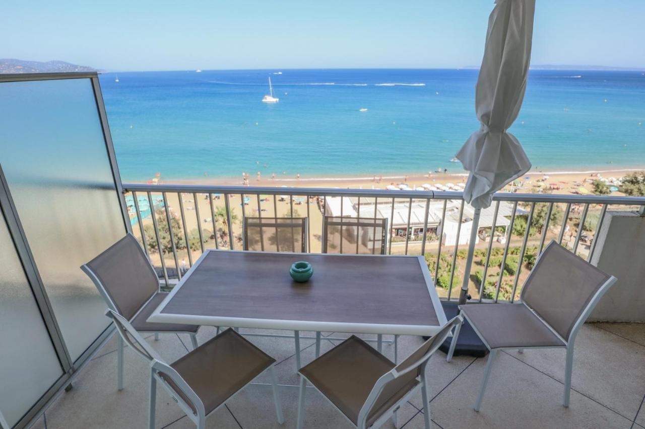 Bord De Plage - Studio En Front De Mer Le Lavandou Buitenkant foto